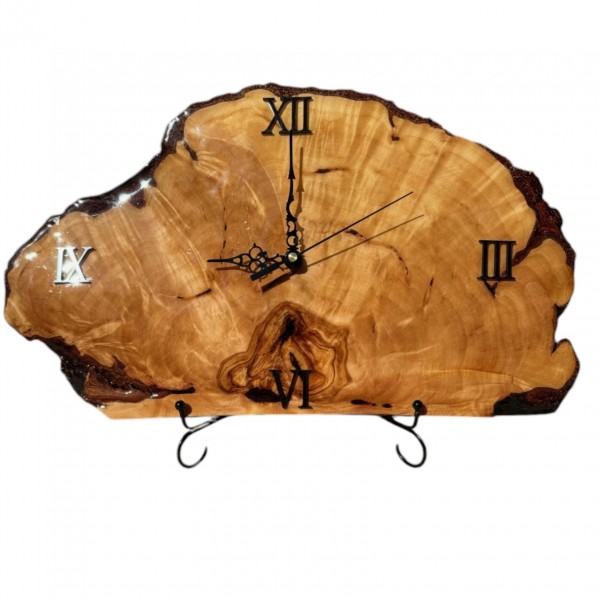 Renatos Norvilės rankų darbo laikrodis "KRIAUKLĖ"